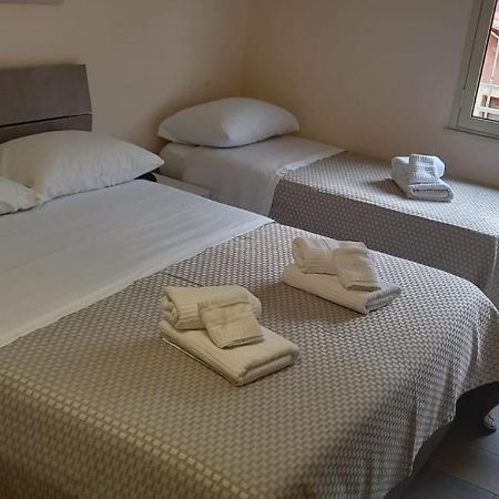 B&B Omnia Scilla Luaran gambar
