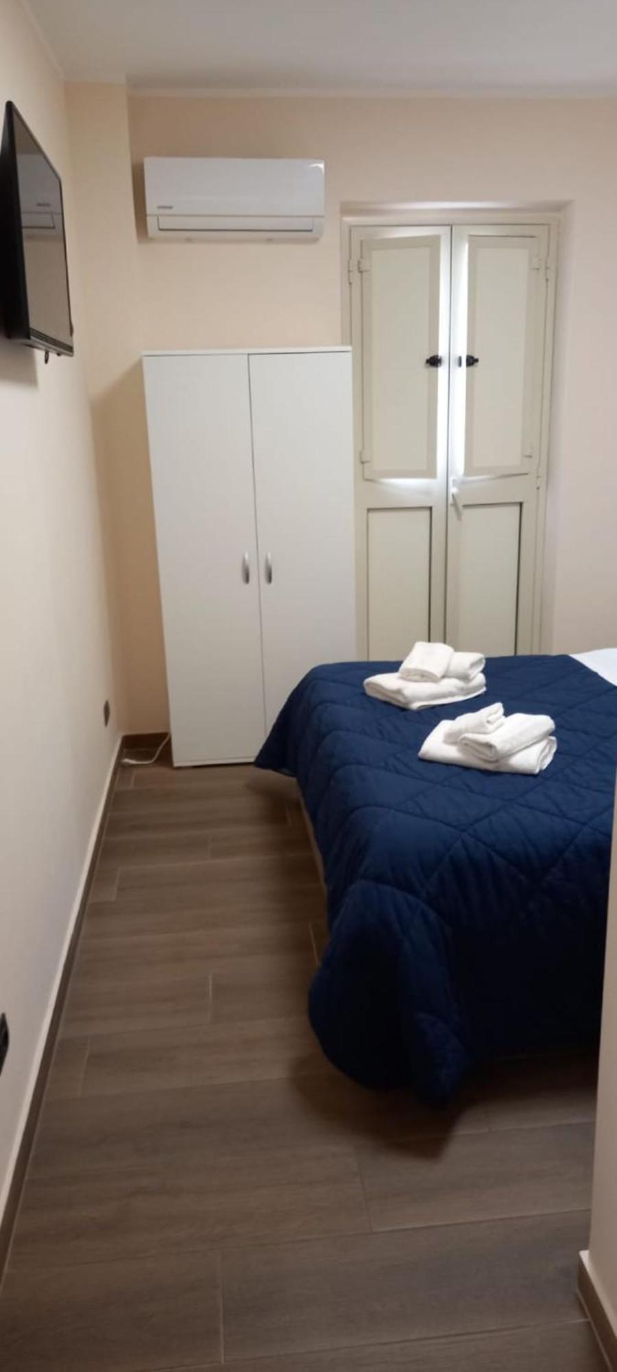 B&B Omnia Scilla Luaran gambar