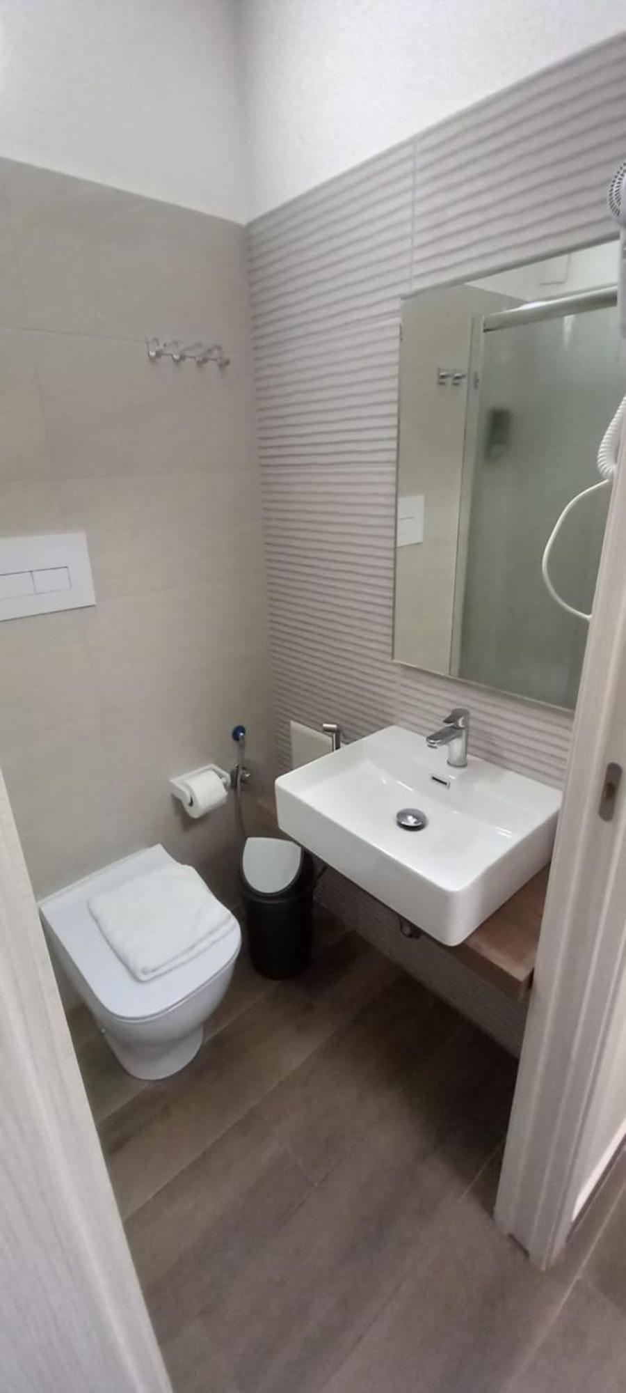 B&B Omnia Scilla Luaran gambar